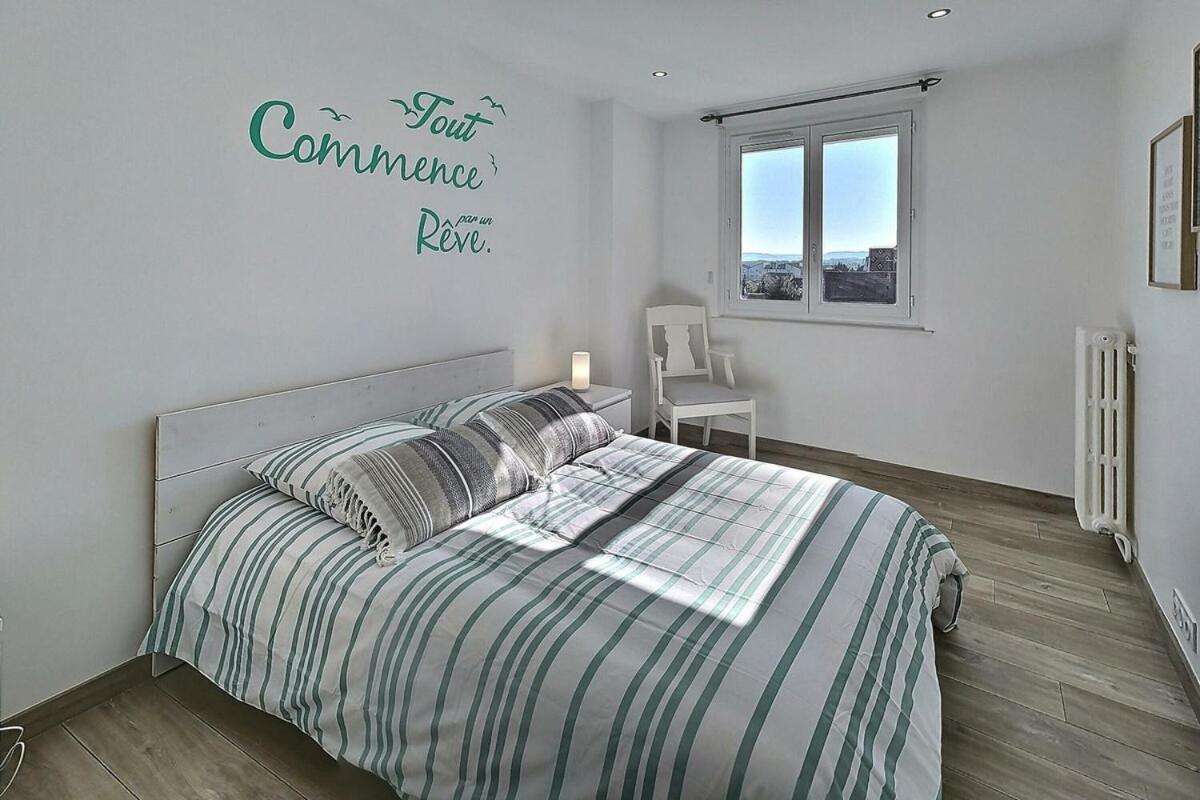 Le Voltaire - Balcon - 2 Chb - 3 Lits - 2 Min Gare Et Cente-Ville - Mon Groom Troyes Bagian luar foto